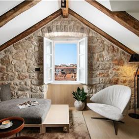 Luxury 3 Bedroom Villa with Jacuzzi, Sauna and Gym in Dubrovnik Old Town, Sleeps 6